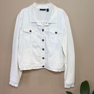 Susan Graver White Denim Jacket with Dark Pewter Buttons, M